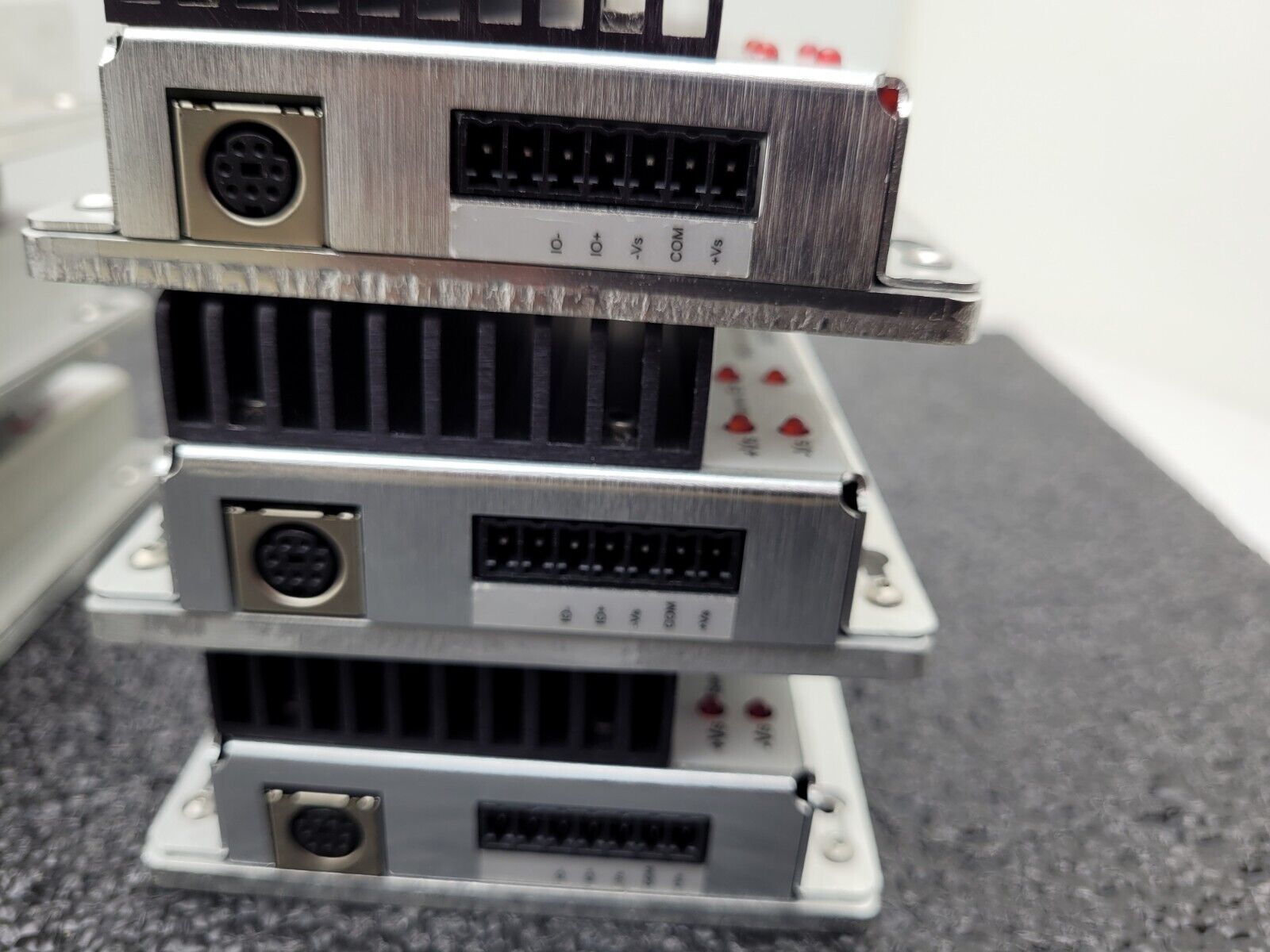 Lot of  6 MicroE Systems SA100H SA200LC Servo Amplifier 1-20kHz
