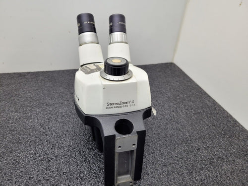 Bausch + Lomb Stereo Zoom 4  0.7 x- 3.0 x Microscope w/ 10X 31-15-71 Lens