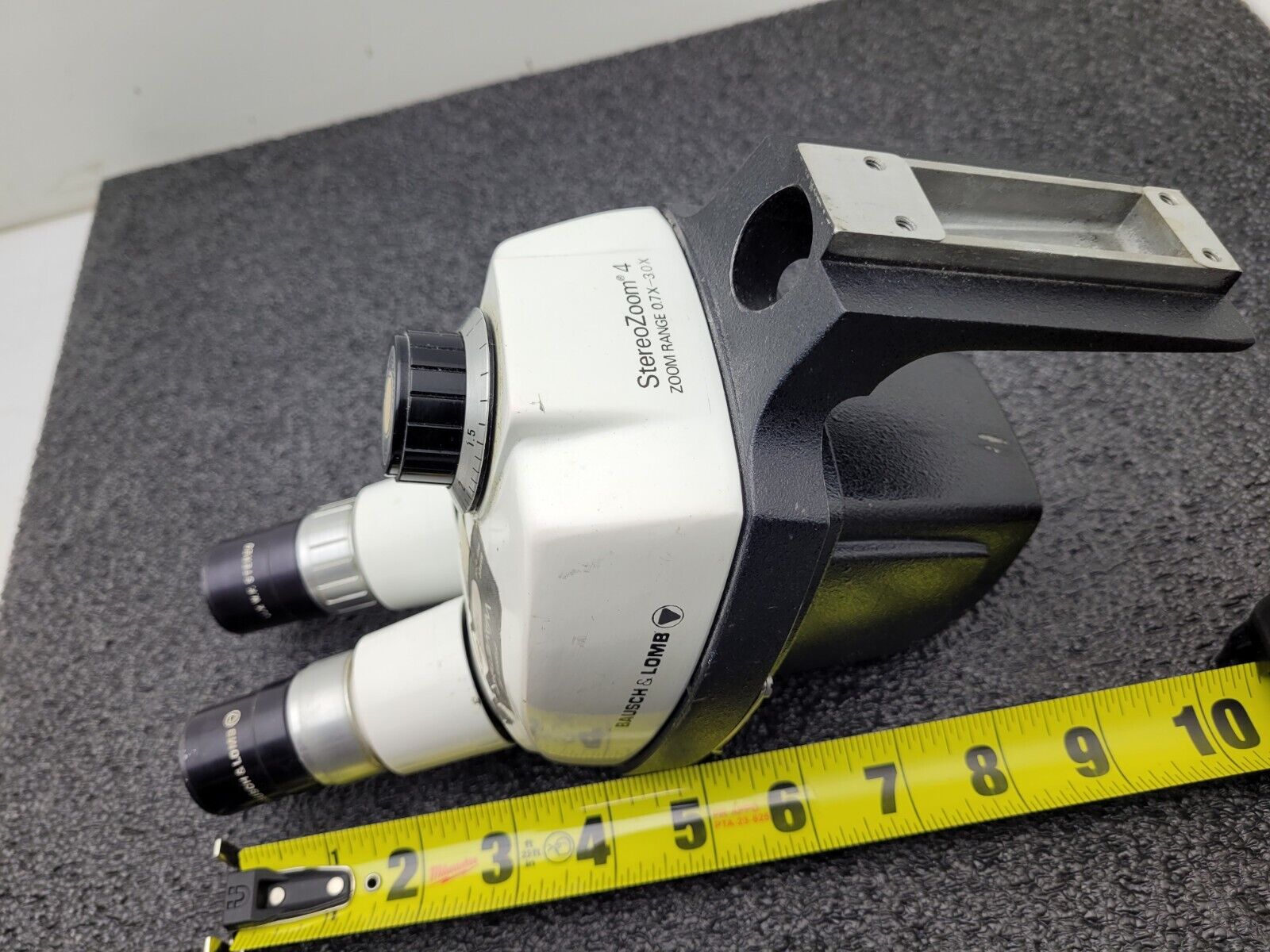 Bausch + Lomb Stereo Zoom 4  0.7 x- 3.0 x Microscope w/ 10X 31-15-71 Lens