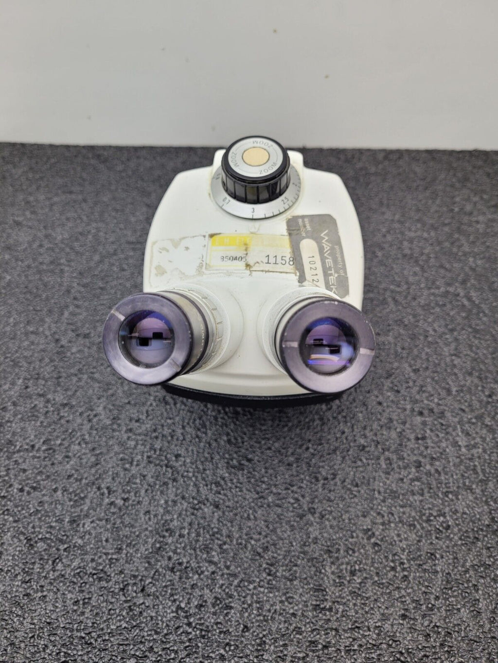 Bausch + Lomb Stereo Zoom 4  0.7 x- 3.0 x Microscope w/ 10X 31-15-71 Lens