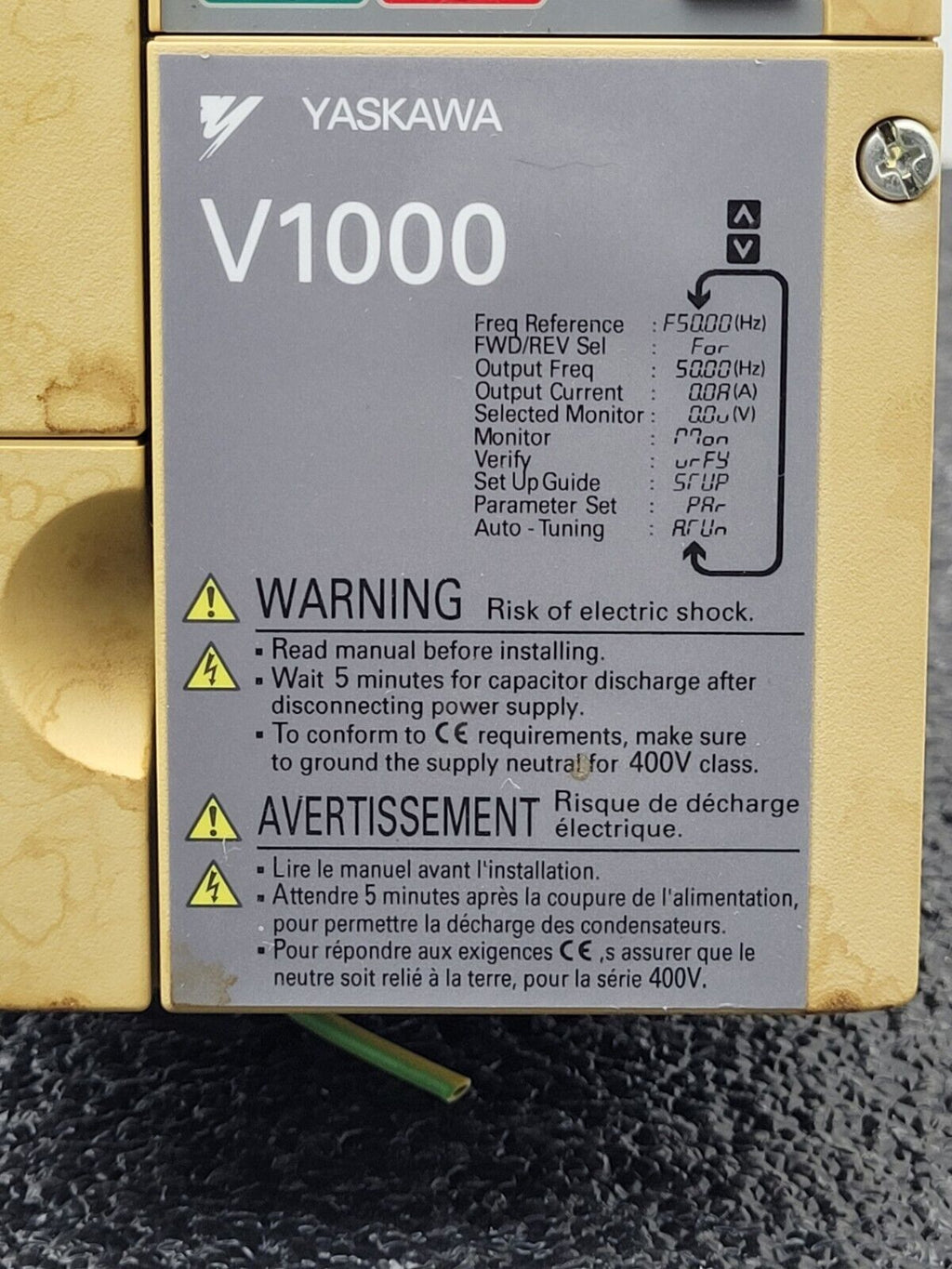 Lot of 2 Yaskawa V1000 200V 1.1 KW 1.4HP CIMR-VCBA0006BAA VFD Motor Drive
