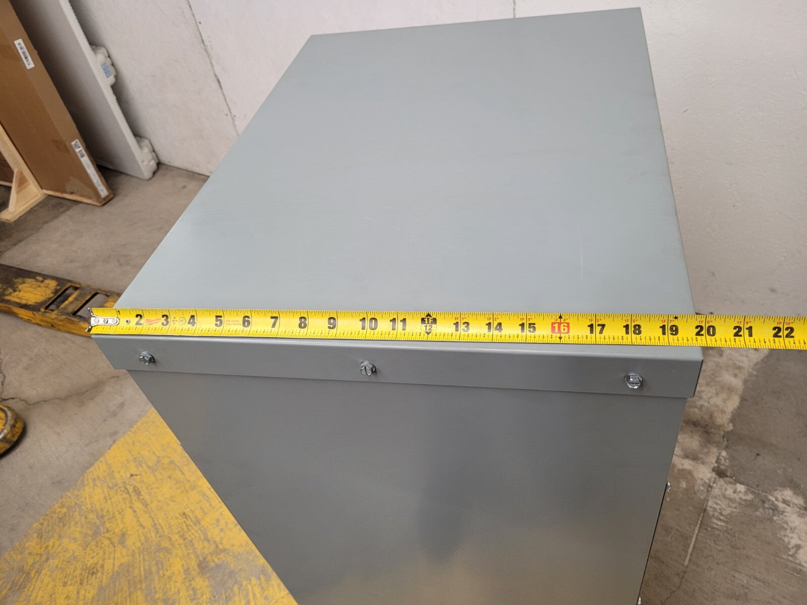 Federal Pacific 480V P 208Y/120 S 3PH Step Down T48LH2Y-45 Transformer 45KVA