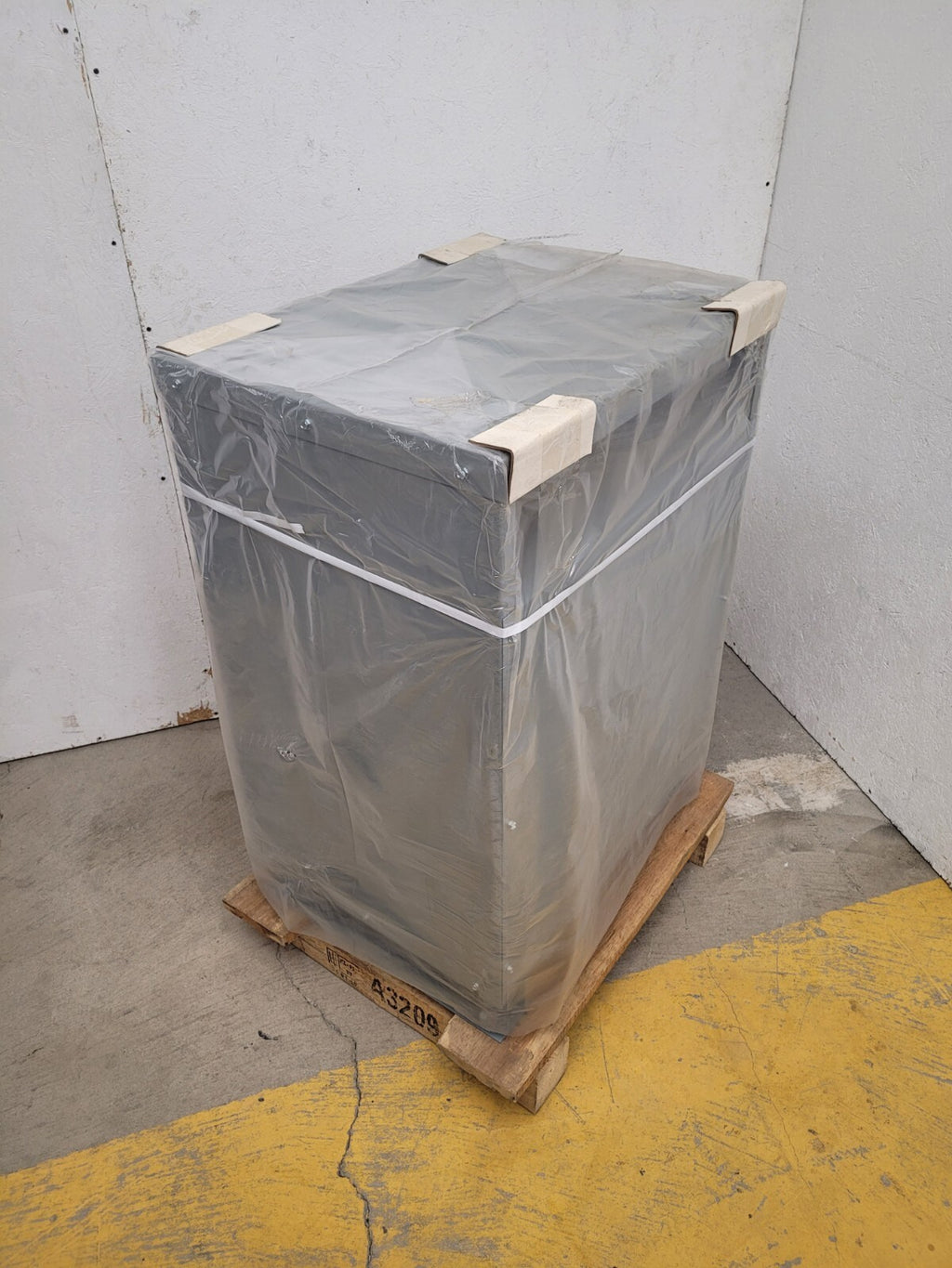 Federal Pacific 480V P 208Y/120 S 3PH Step Down T48LH2Y-45 Transformer 45KVA