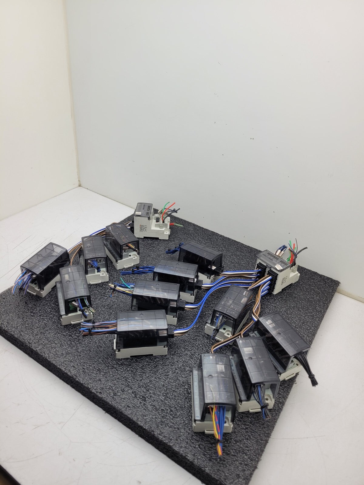 SMC 2x EX510-GPR1 12x EX510-DXP2 (PNP) Sensor Input Block Profibus DP 24VDC
