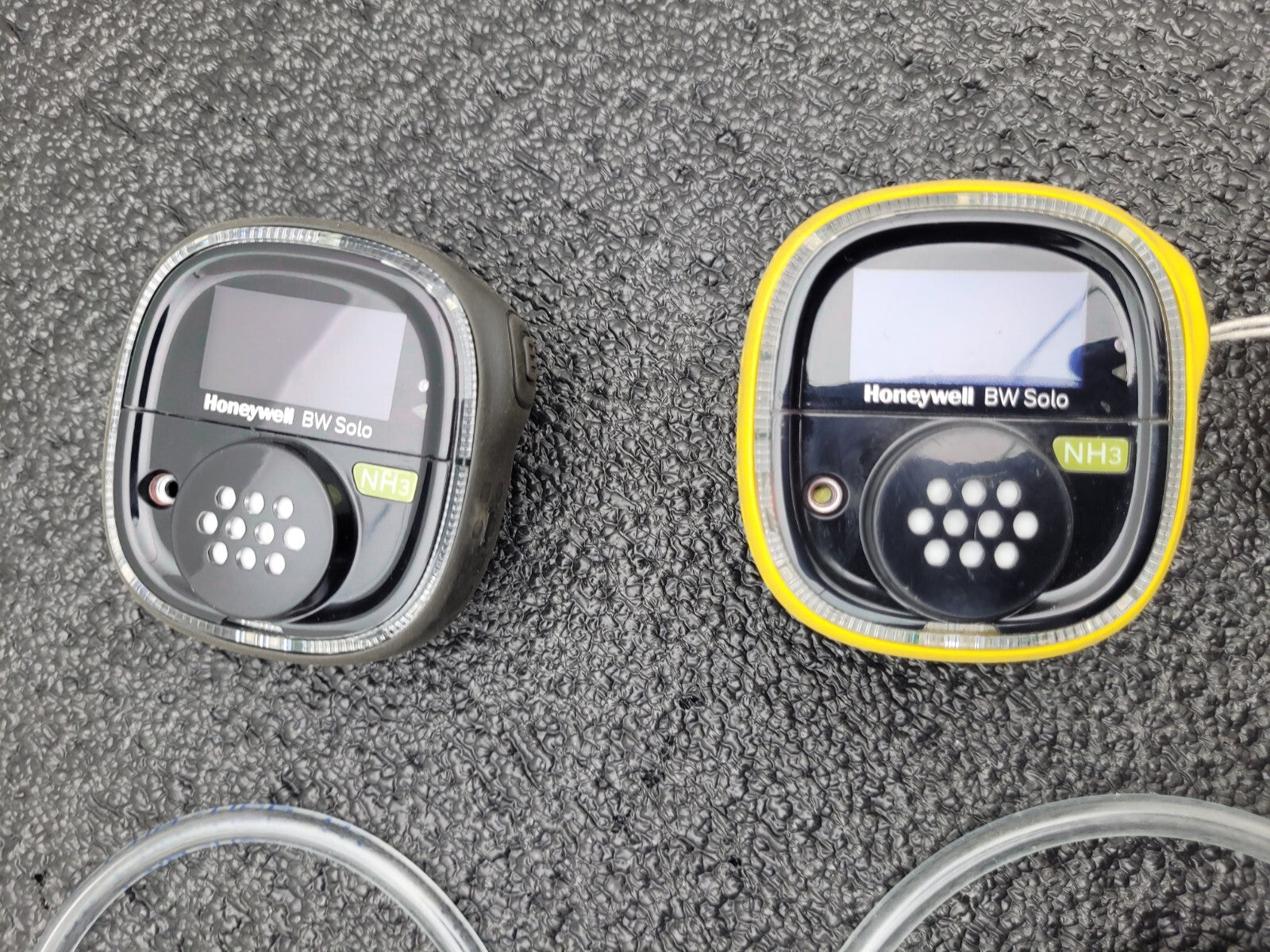 Lot of 2  Honeywell BW Solo Gas Detector NH3 Phosphine Monitor Power On Low Batt