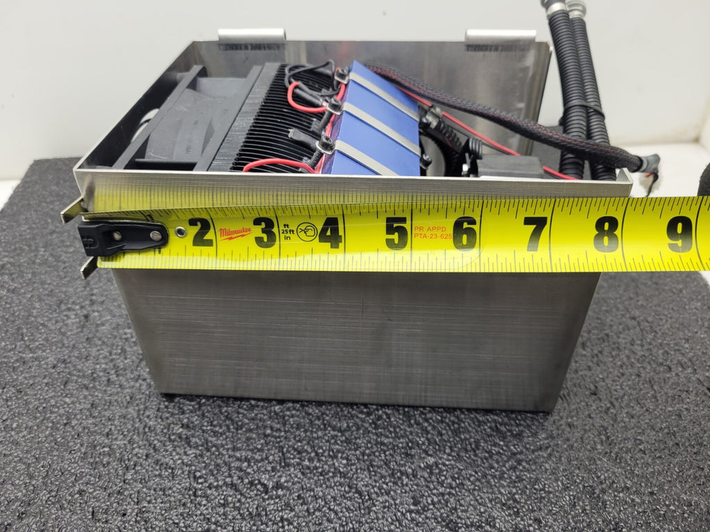 CoolIT SYSTEMS FREEZONE D5C Thermoelectric Cooler + Controller as pictured