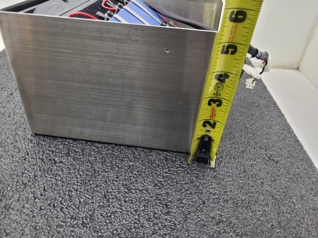 CoolIT SYSTEMS FREEZONE D5C Thermoelectric Cooler + Controller as pictured