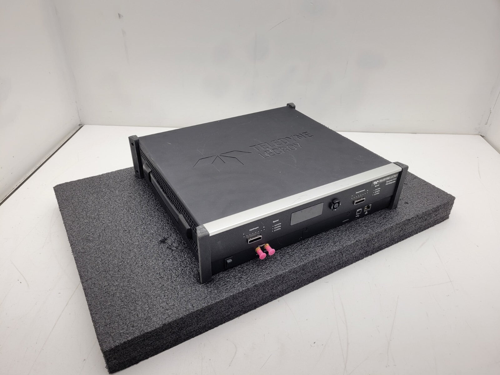 Teledyne LeCroy Summit T3-8 PCI Express Multi‐Lane Protocol Analyzer Unit B