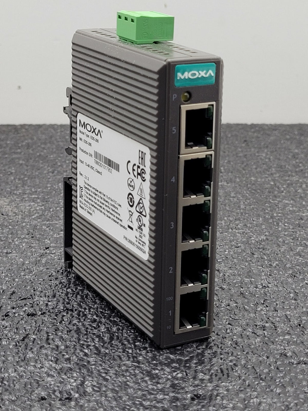 Moxa EDS-205 55-port Non-network Management Ethernet Switch 1PC New EDS205