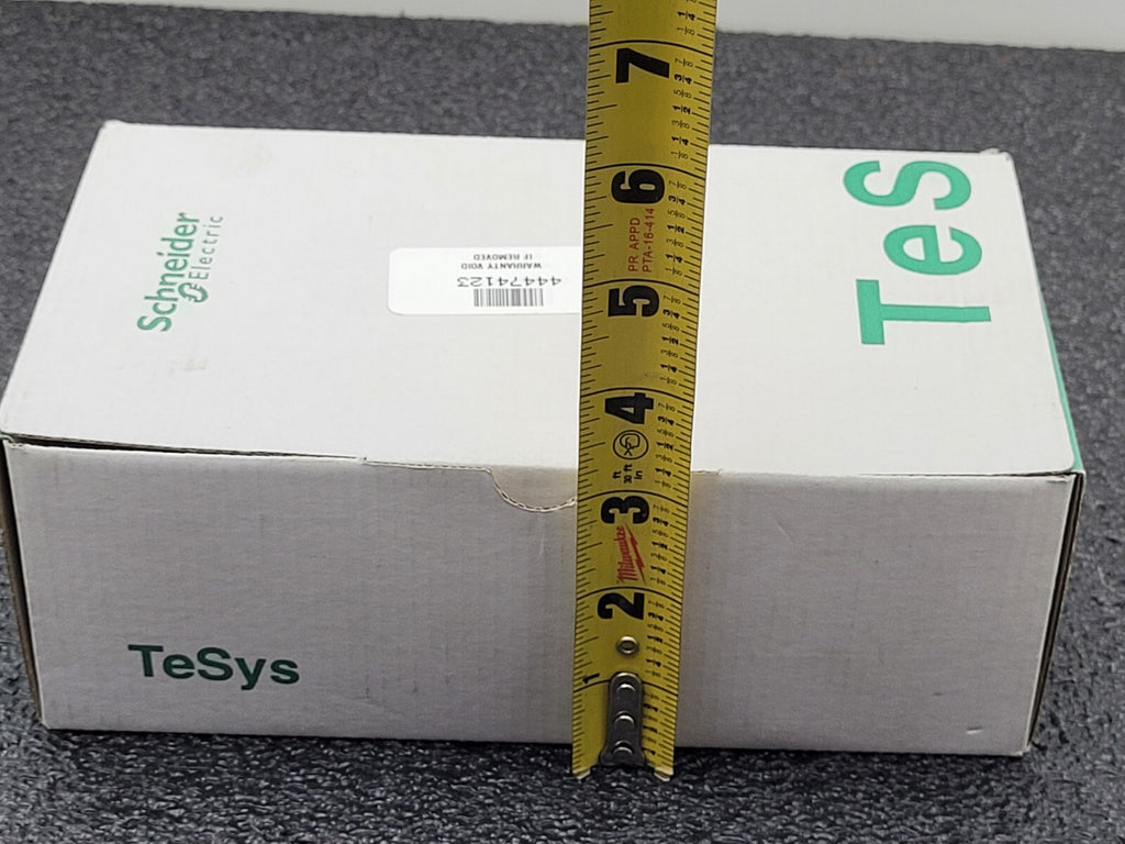 SCHNEIDER ELECTRIC DF223NC 4 FUSE HOLDER 22x58mm Fuses DIN Rail Mount