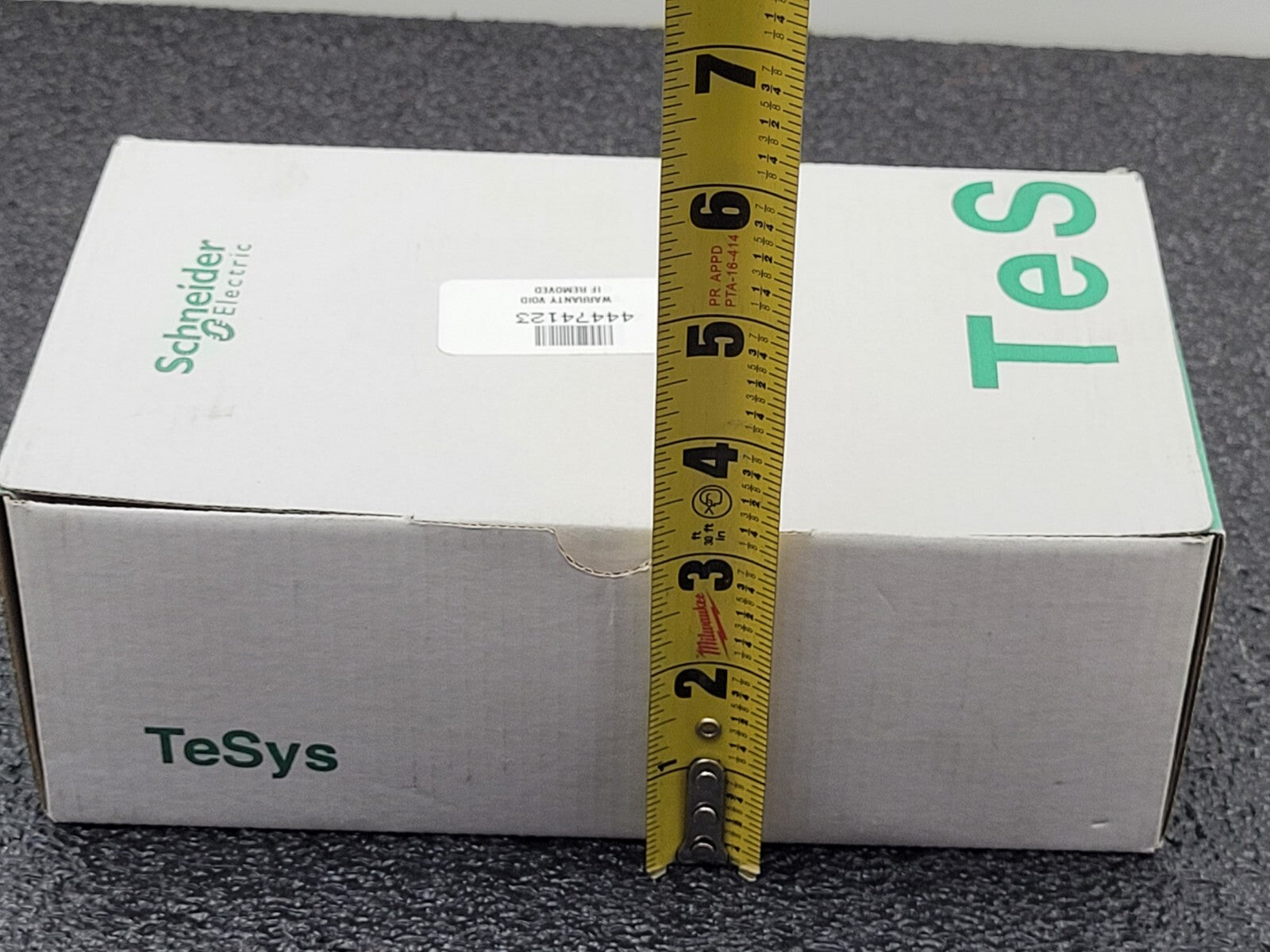 SCHNEIDER ELECTRIC DF223NC 4 FUSE HOLDER 22x58mm Fuses DIN Rail Mount