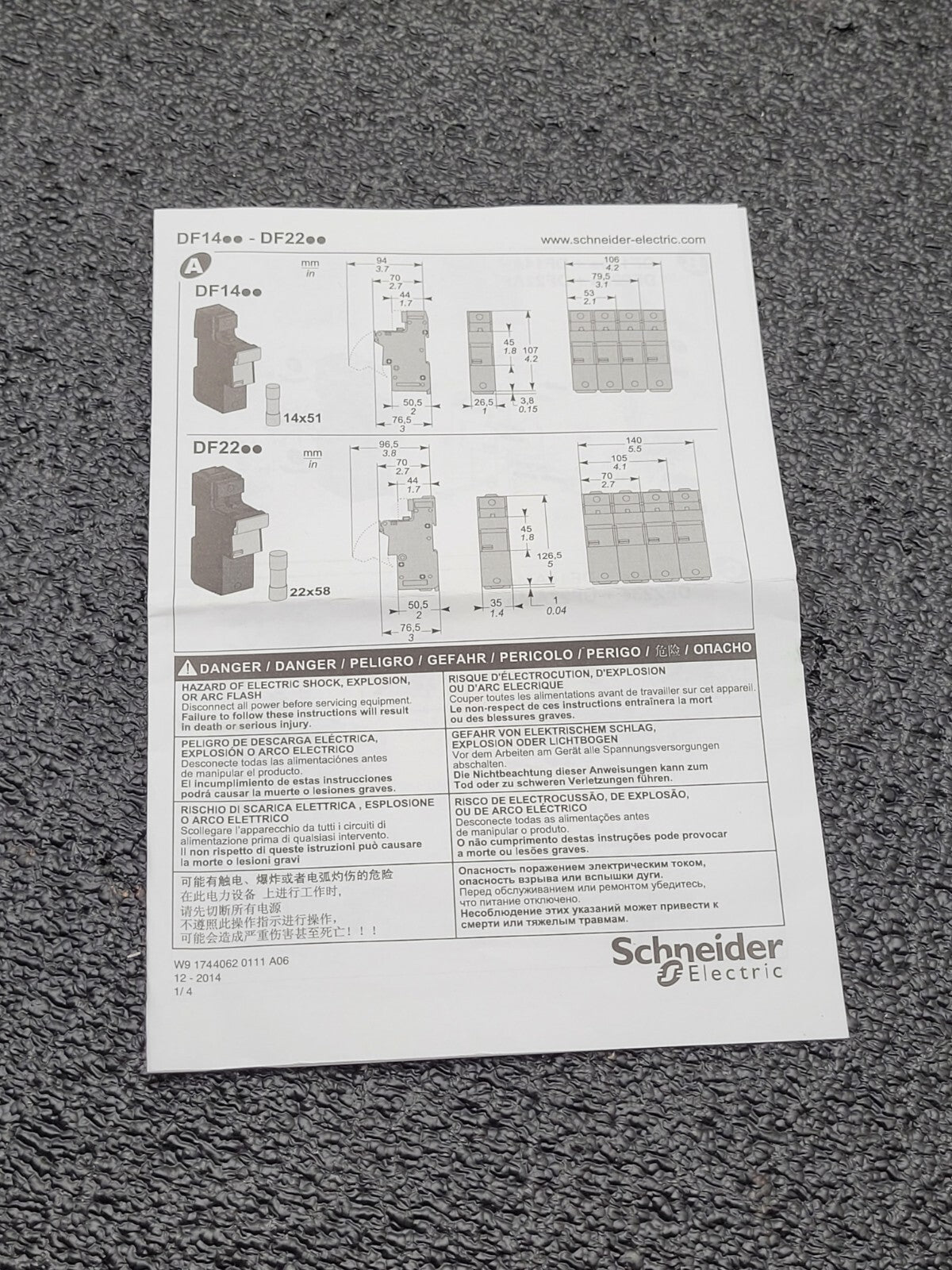SCHNEIDER ELECTRIC DF223NC 4 FUSE HOLDER 22x58mm Fuses DIN Rail Mount