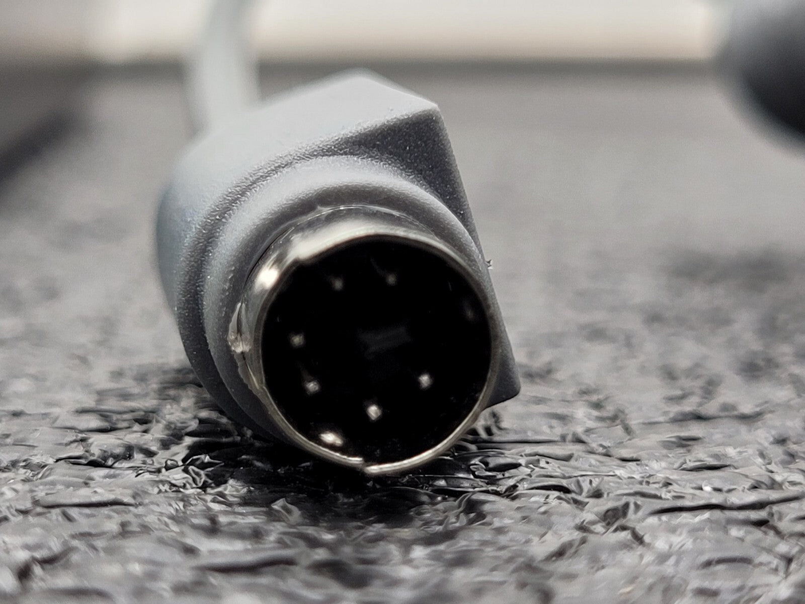 Dwyer Digital Thermo Anemometer Model 471B Air velocity 0-6000 FPM,-20 to 212°F