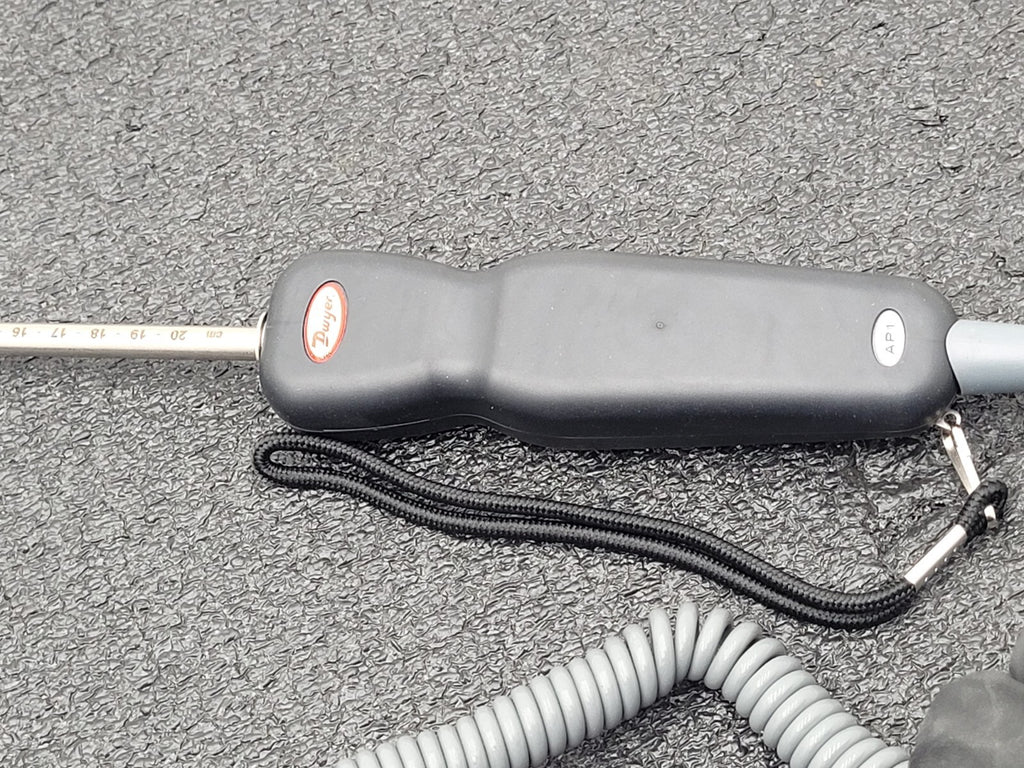 Dwyer Digital Thermo Anemometer Model 471B Air velocity 0-6000 FPM,-20 to 212°F