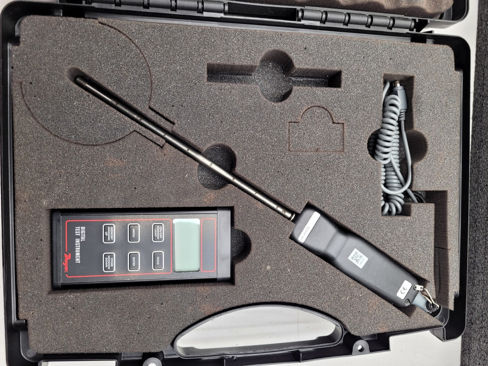 Dwyer Digital Thermo Anemometer Model 471B Air velocity 0-6000 FPM,-20 to 212°F