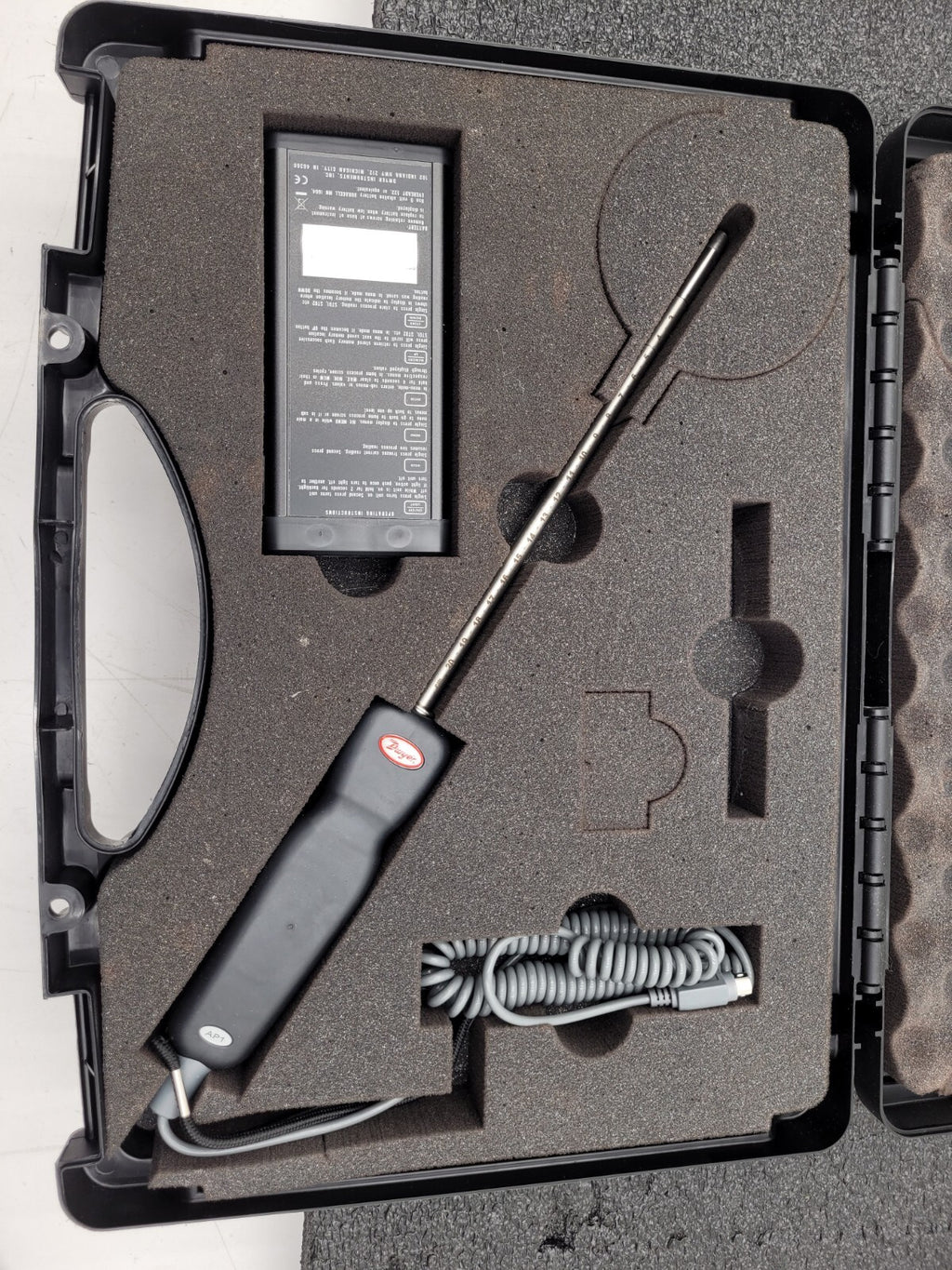 Dwyer Digital Thermo Anemometer Model 471B Air velocity 0-6000 FPM,-20 to 212°F