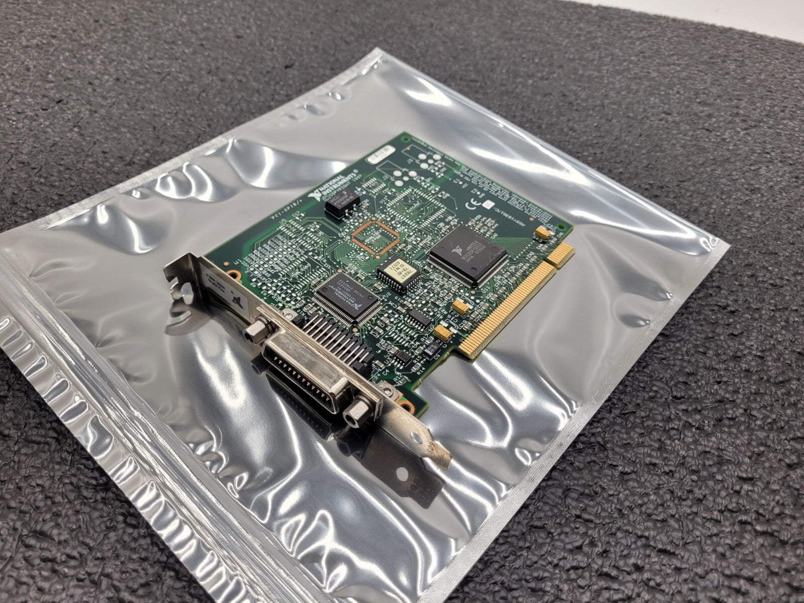 National Instruments PCI-GPIB IEEE 488.2 DAQ Card 183617G-01 PCI-GPIB