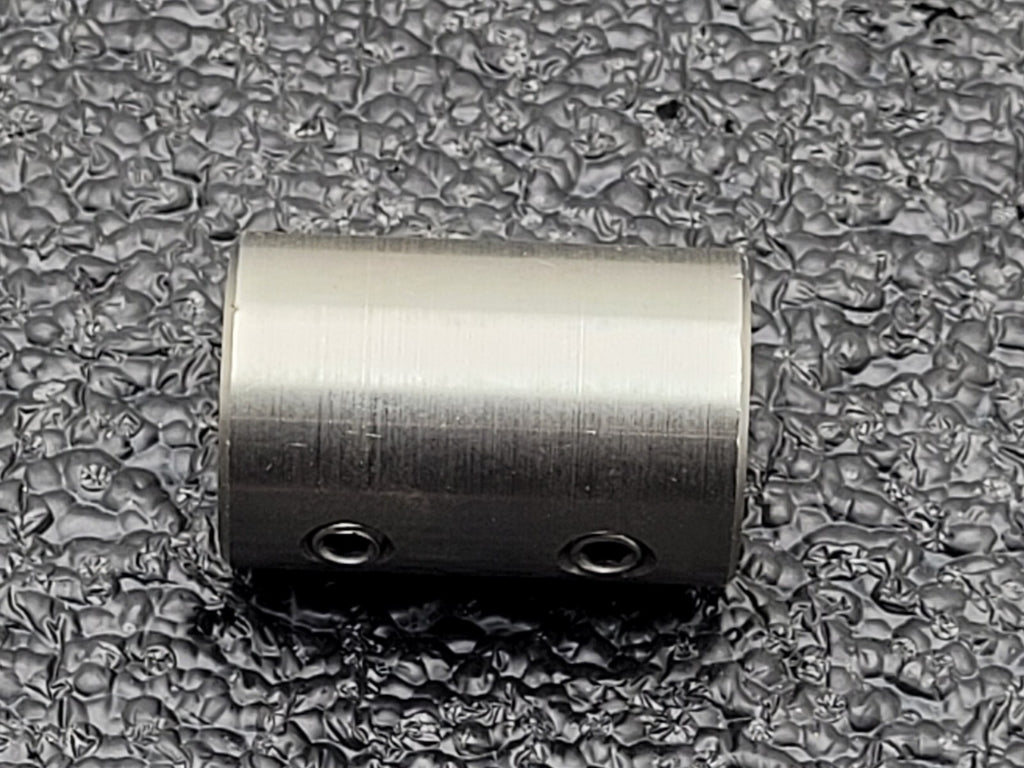 Lot of 8x  RC-050-S 1/2" Bore RIGID COUPLING SHAFT SET SCREW STAINLESS.