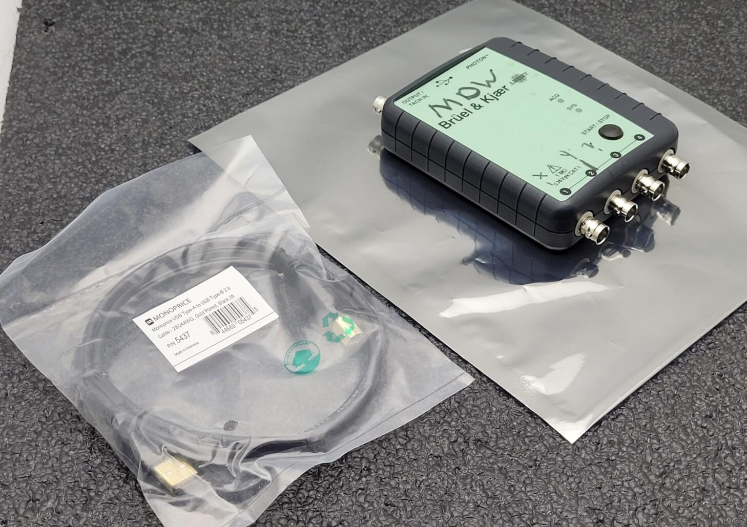 BRUEL & KJAER  Photon+ USB Dynamic Signal Analyzer for Noise and Vibration