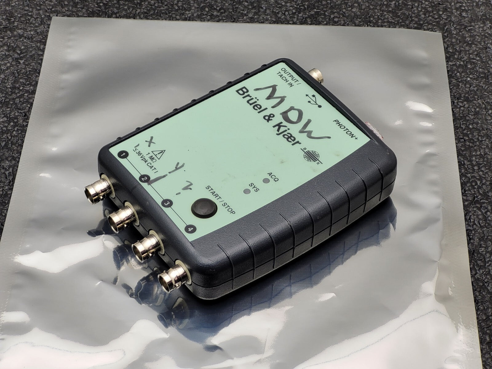 BRUEL & KJAER  Photon+ USB Dynamic Signal Analyzer for Noise and Vibration