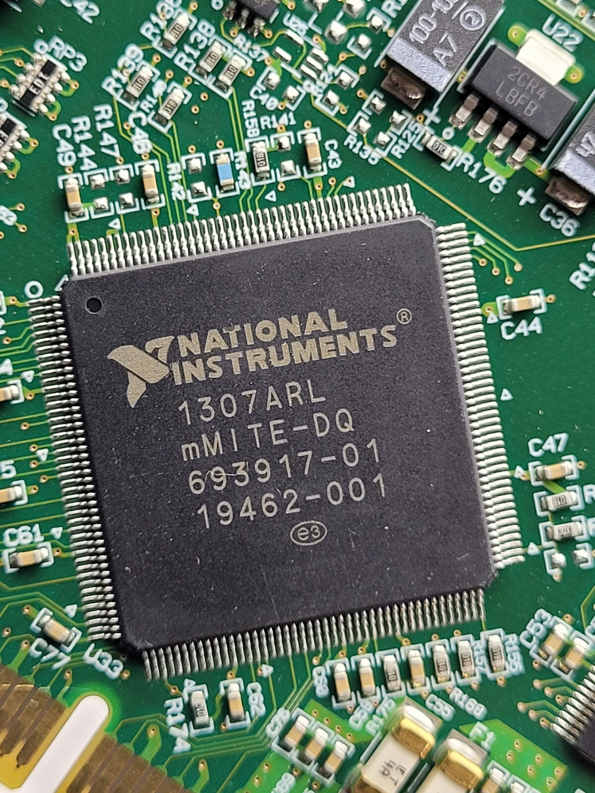 NI National Instruments Isolated Digital PCI-6528 Digital I/O Device 190253D-01L