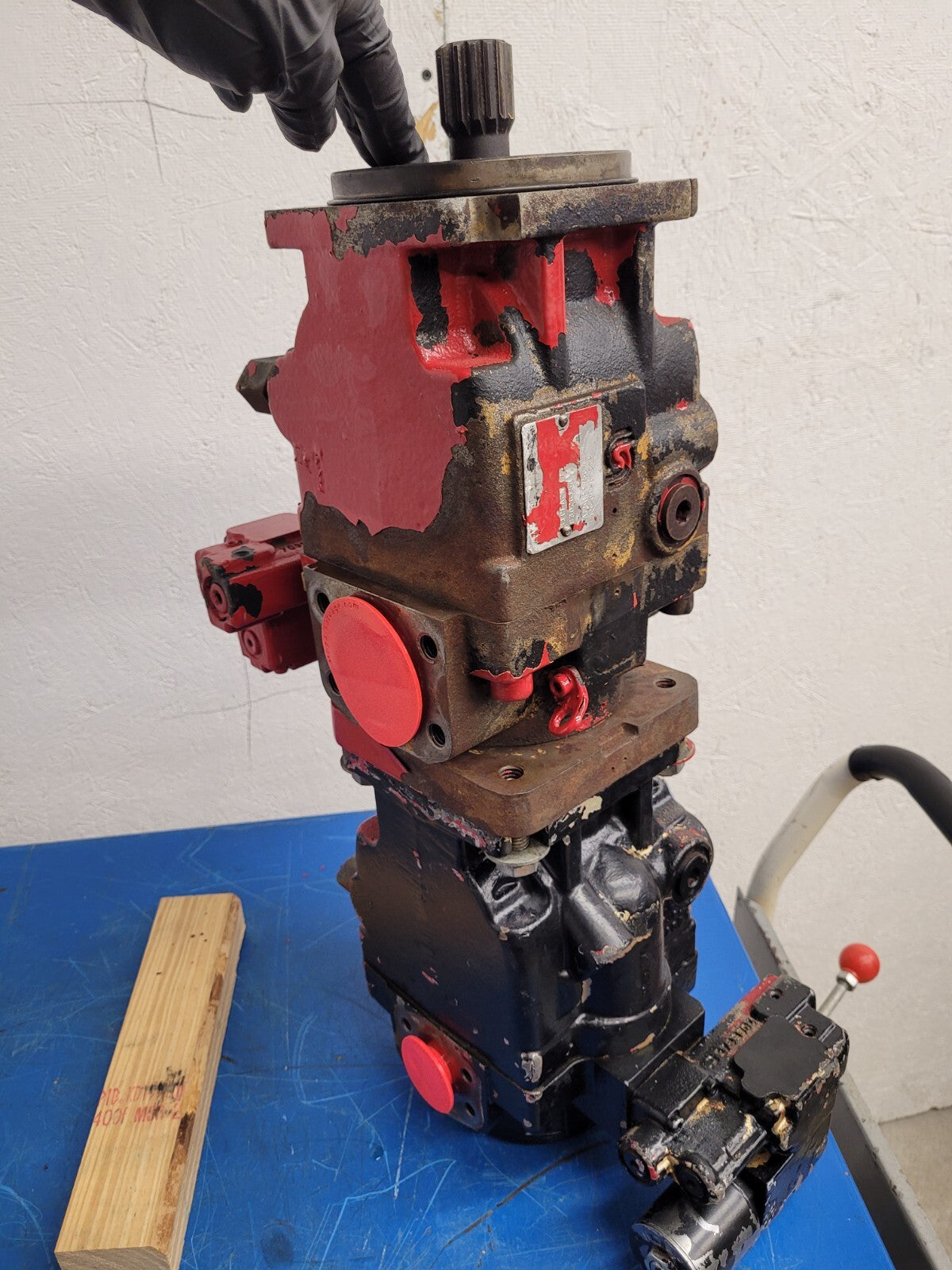 Danfoss Sunsource R83026250 JRL-S65C-CR-25 Viariable Hydraulic Piston Pump C