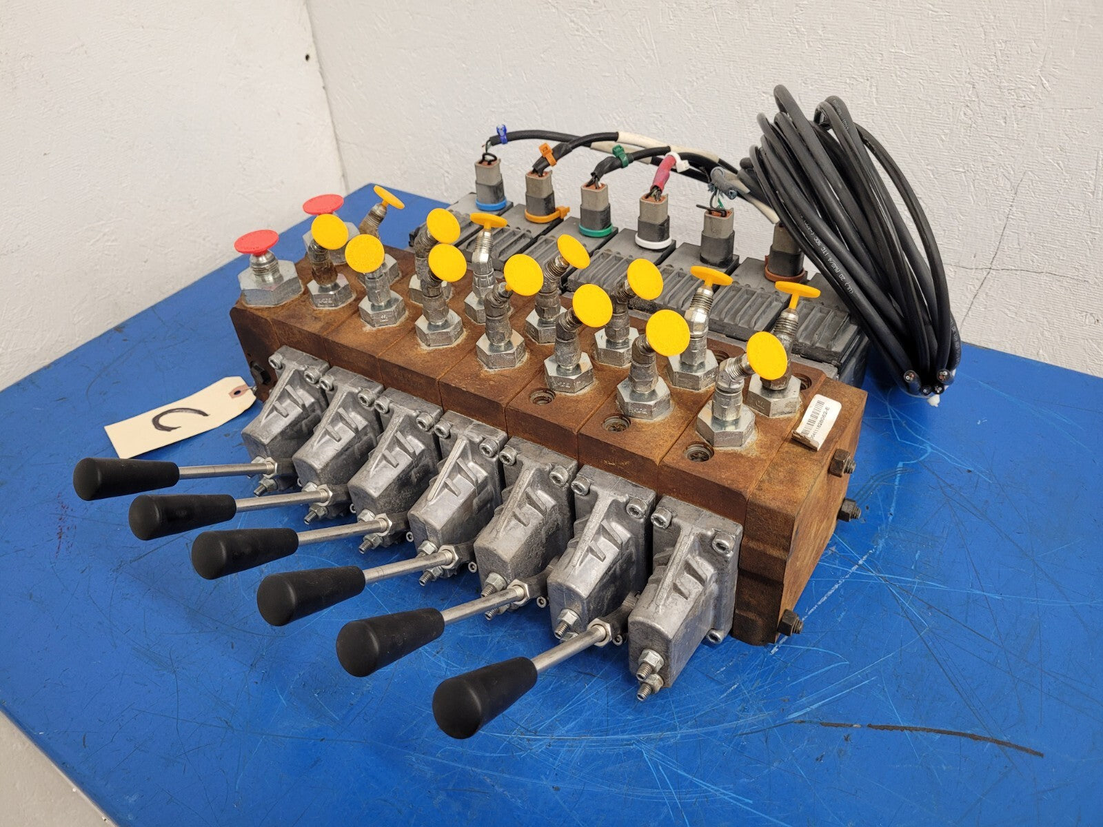 Danfoss PVG 32  6x Proportional Hydraulic Valve  Block 157B4292 Servo [ C ].