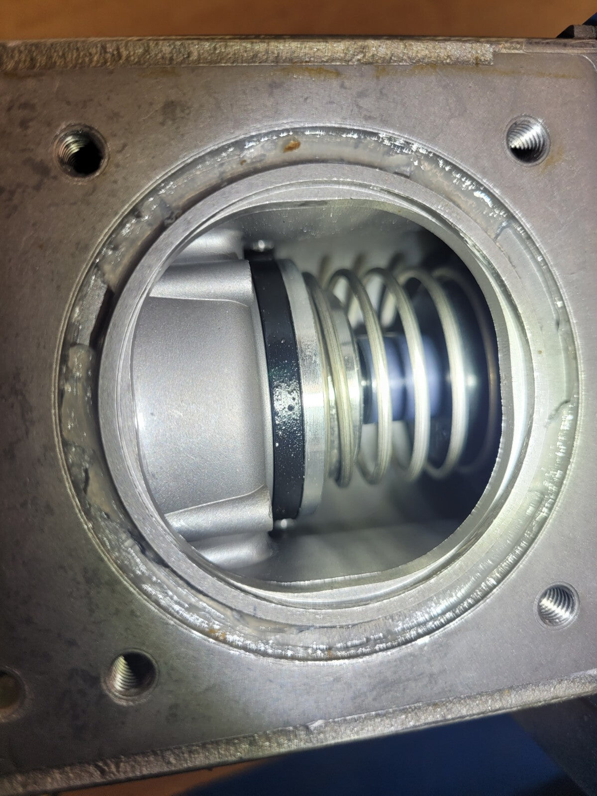 Honeywell V4734C10020000 Gas Safety Shutoff Valve 120 Vac 50/60Hz