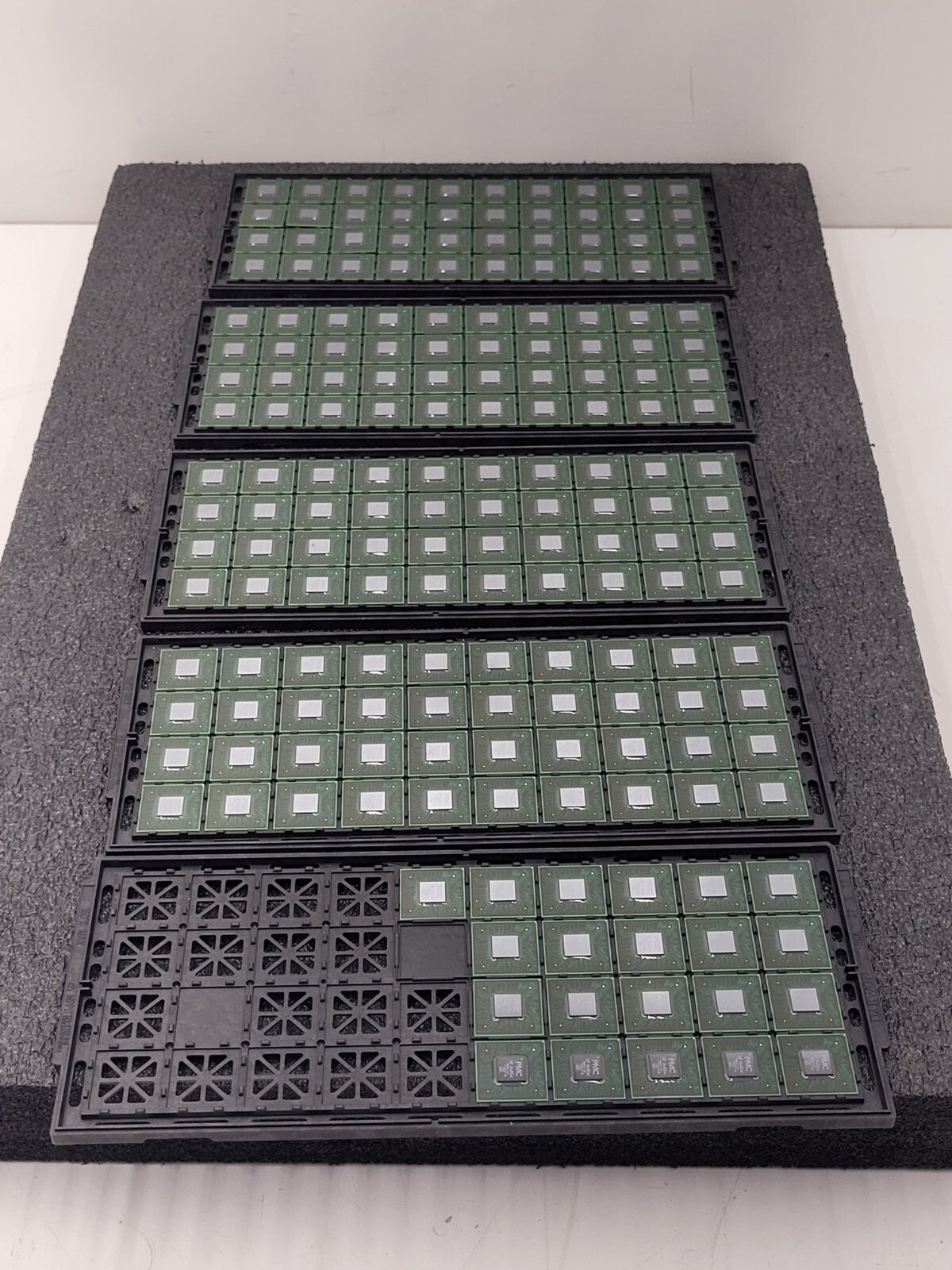 181x Microsemi PM8004C-F3EI PMC SXP 24x6GSec BGA 6GB/S 24 PORT SAS EXPANDER