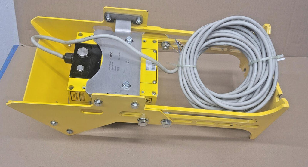 SICK S30A-7011CA Laser Scanner 1023891 w/ S3000 Heavy Duty Mounting Bracket