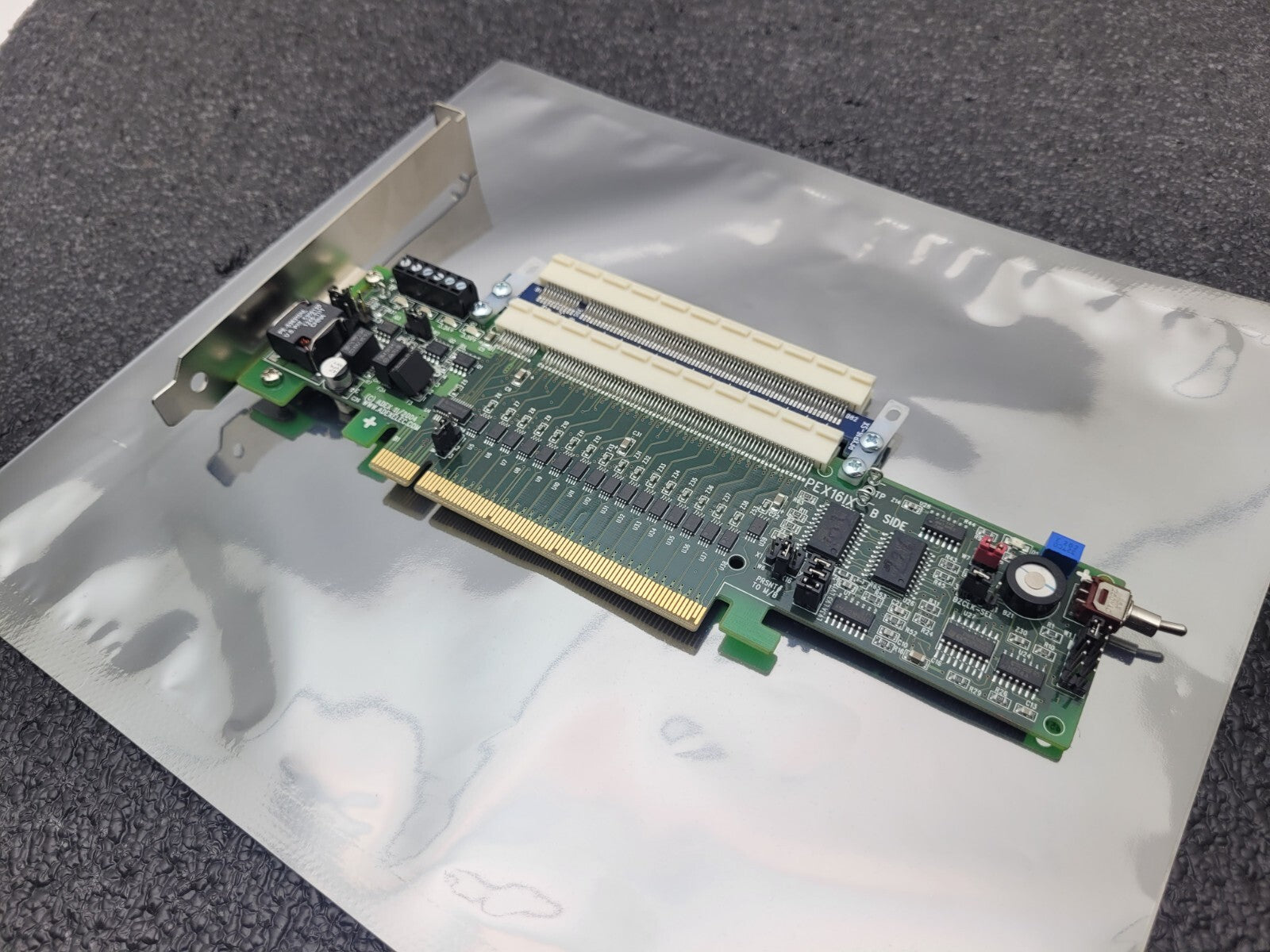 ADEX Electronics PCI Express X16 Bus Isolation Extender Power Cycling Tool B