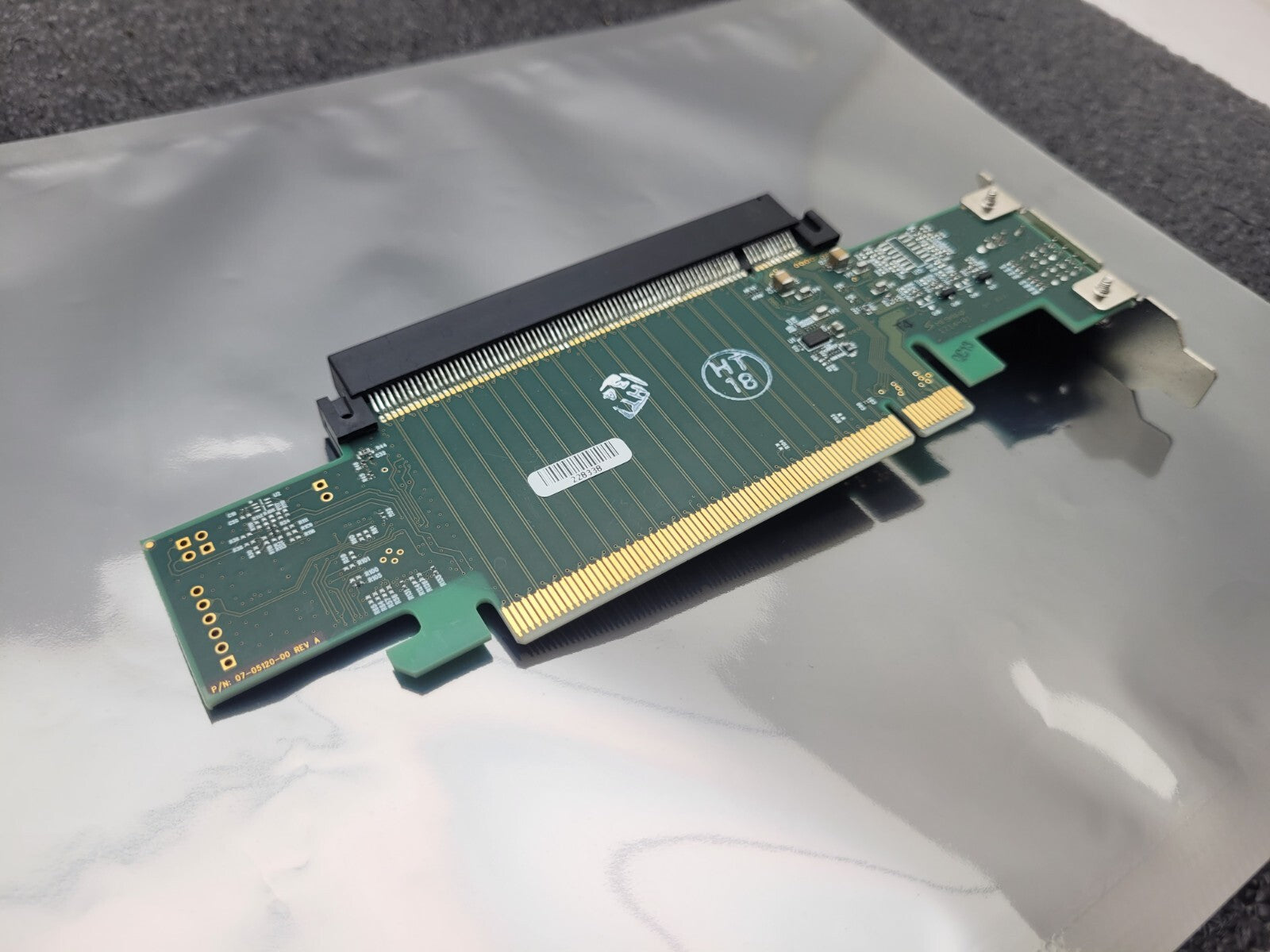 Mission Technology Group Magma BONES PCIe to PCIe X16 INTERPOSER 5120-0A1-00418