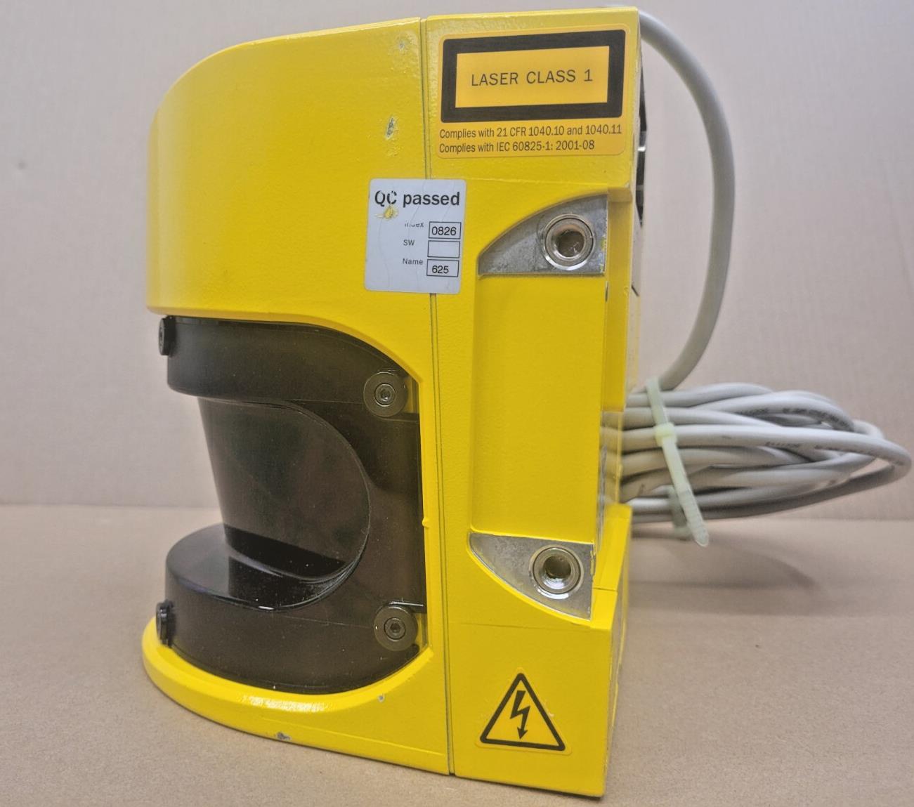 SICK 1028934 Laser Safety Scanner S30A-4011BA S3000 Standard 0m to 8m 24VDC