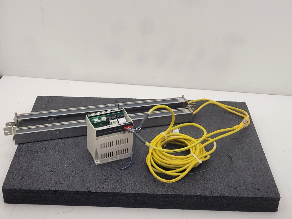 Banner USE2012NP2 & USR2012NP2 MICRO-SCREEN 20" Light Curtain Screen Tested "F"