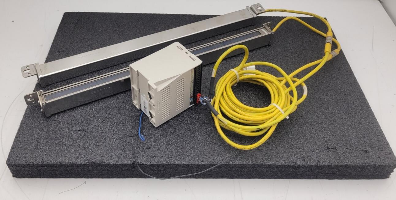 Banner USE2012NP2 & USR2012NP2 MICRO-SCREEN 20" Light Curtain Screen Tested "F"