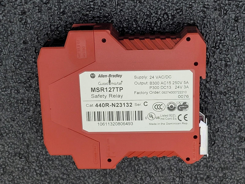Allen Bradley 440R-N23132 Ser C GuardMaster Safety Relay MSR127TP 24V AC/DC