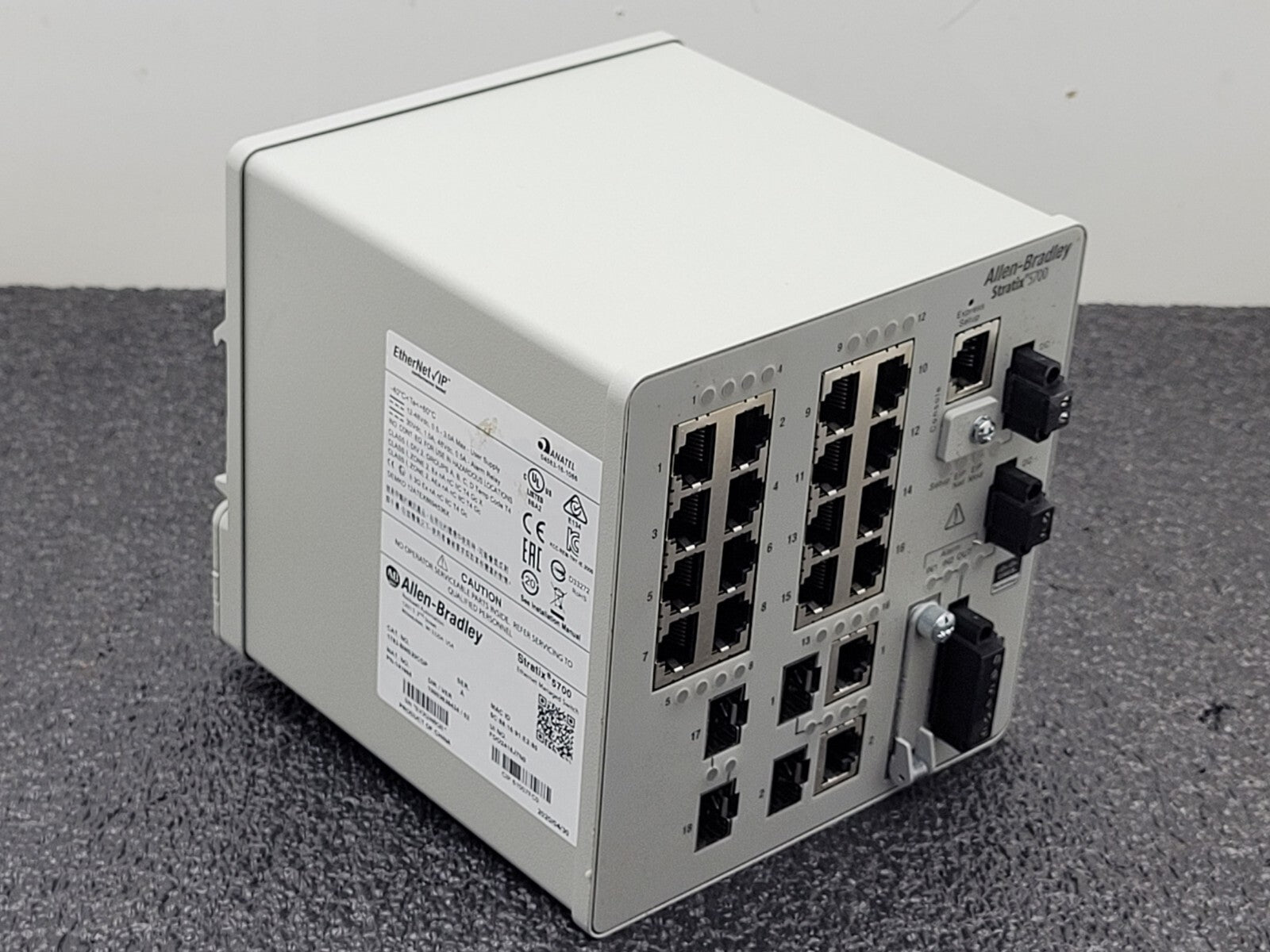 Allen Bradley 1783-BMS20CGP Stratix 5700 1783BMS20CGP New Open Box