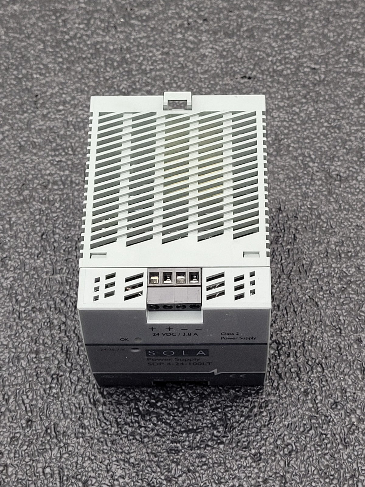 SOLA / Power Supply / SDP 4-24-100LT 115-230VAC Input 24VDC 3.8A Ouput Din Rail
