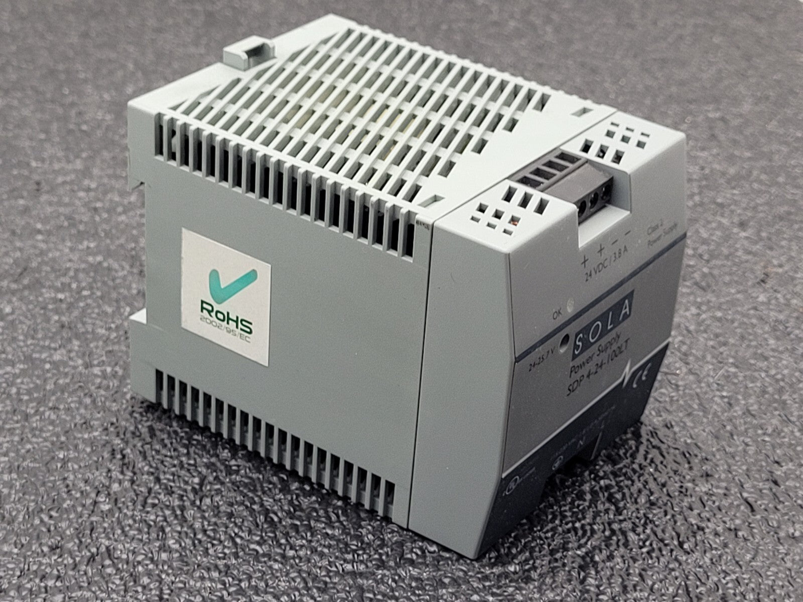 SOLA / Power Supply / SDP 4-24-100LT 115-230VAC Input 24VDC 3.8A Ouput Din Rail