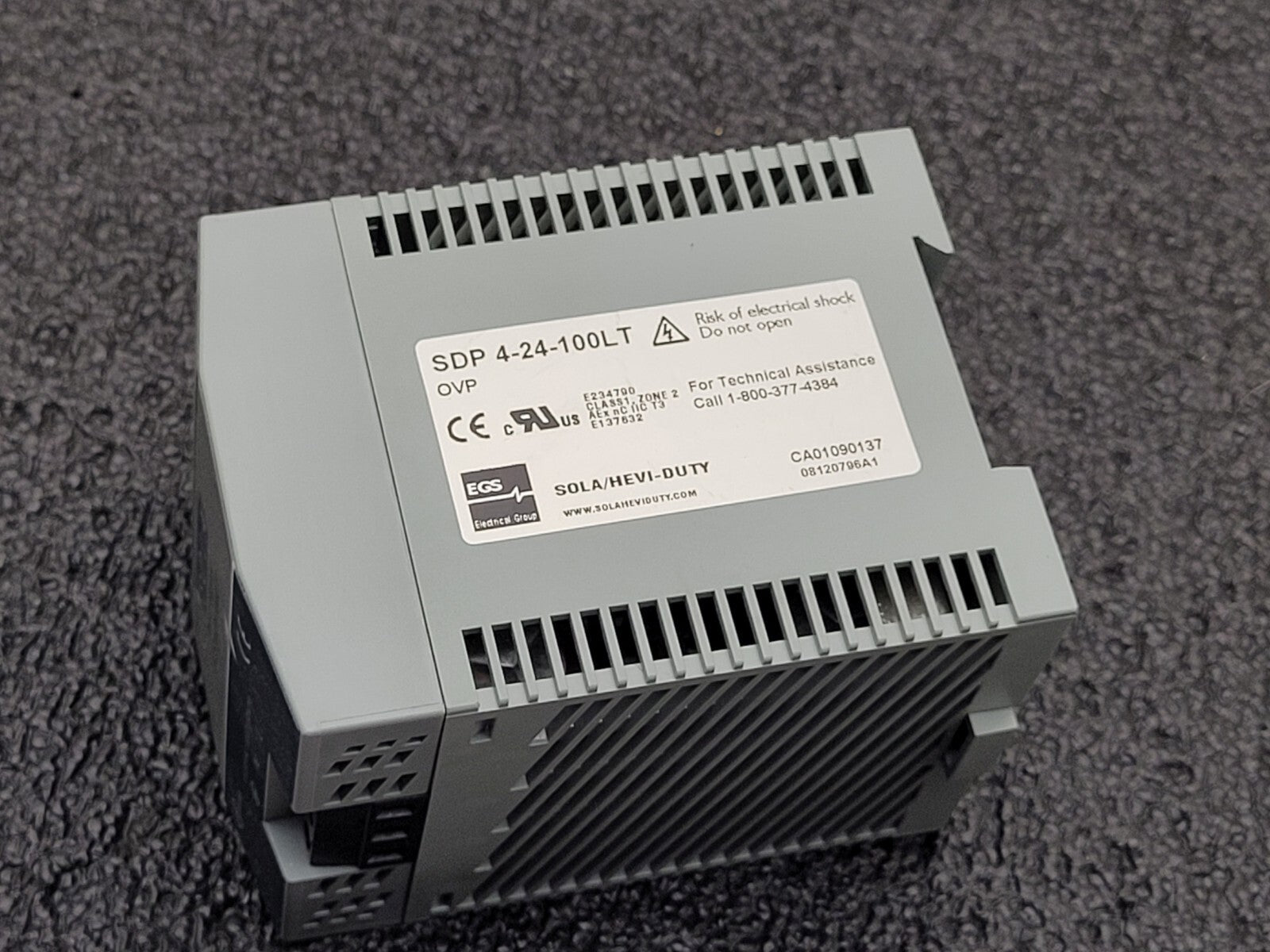 SOLA / Power Supply / SDP 4-24-100LT 115-230VAC Input 24VDC 3.8A Ouput Din Rail