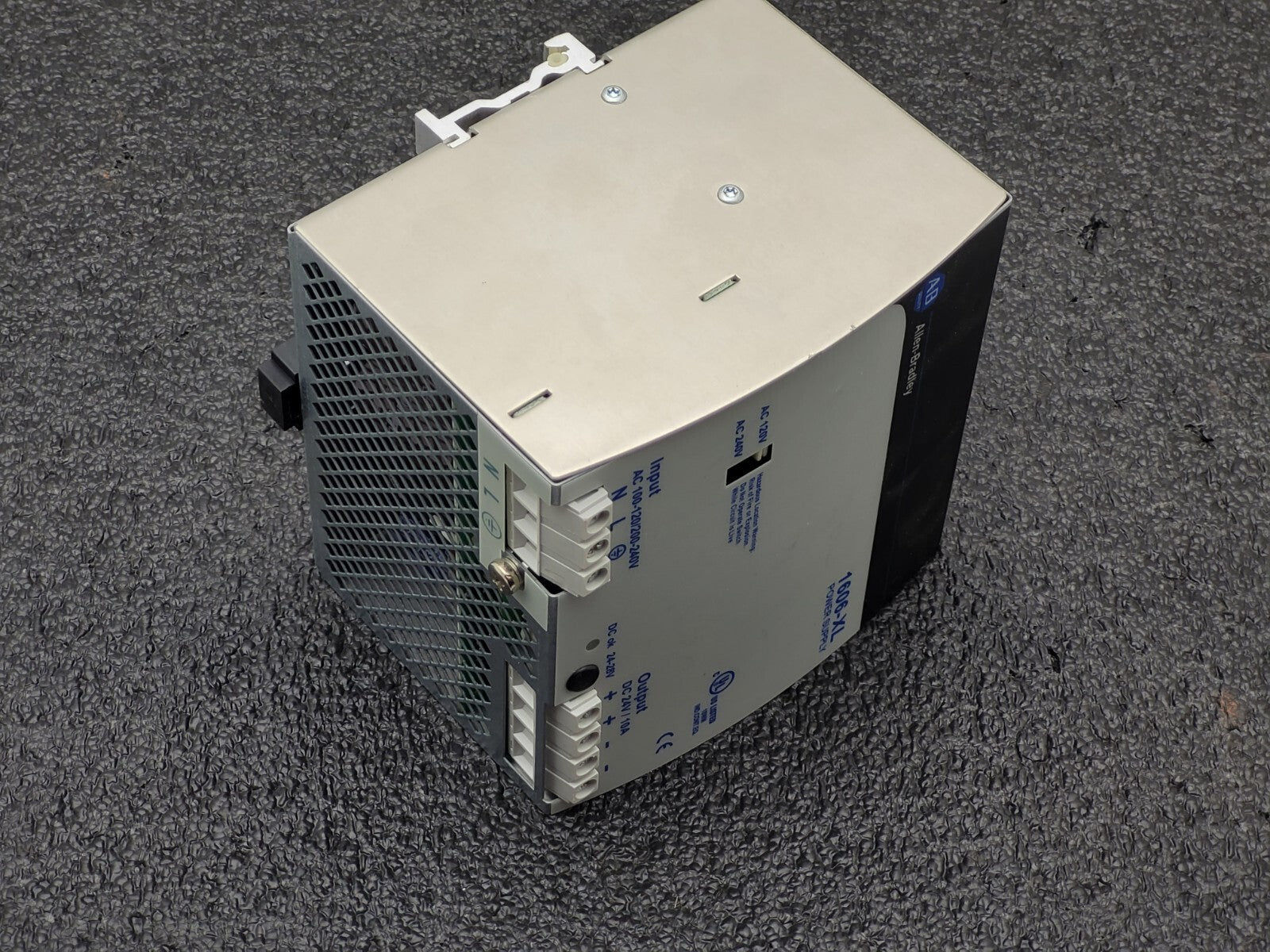 Allen Bradley 1606-XL240E Power Supply 24-28 VDC, 10A DIN Rail Mount