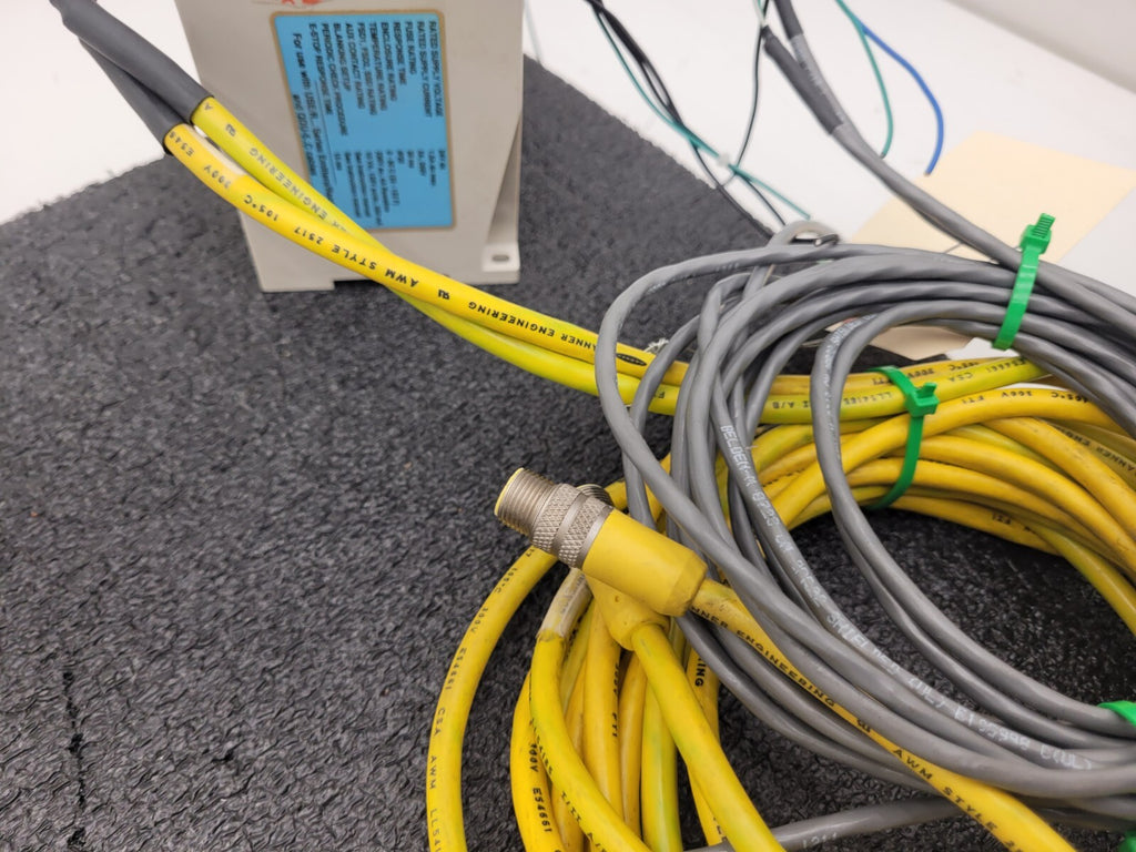 Banner USE2012NP2 & USR2012NP2 MICRO-SCREEN ESD  20" Light Curtain Screen "H"