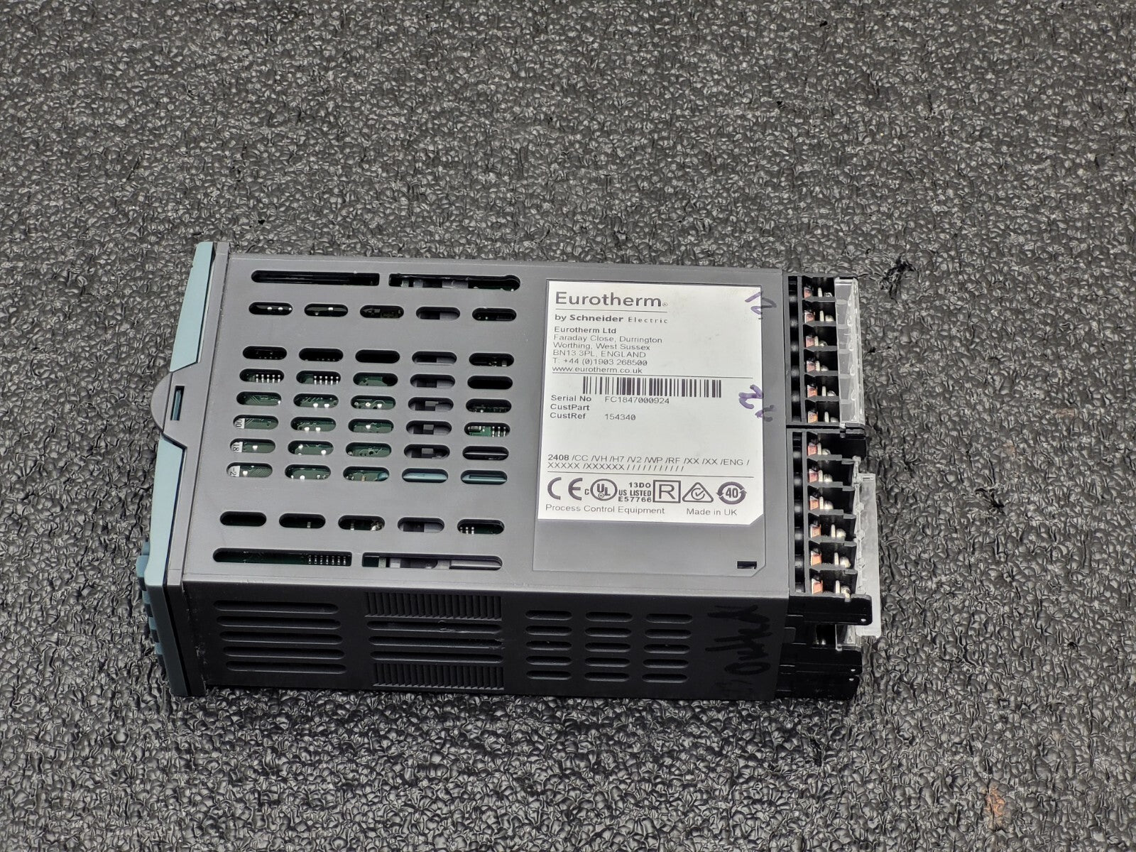 EUROTHERM Controller 2408  Temperature / Process Controller/ Programmer