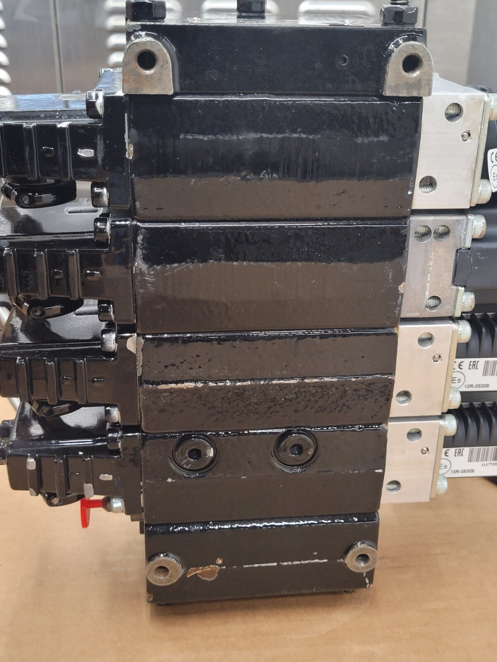 Danfoss PVG32 4x Proportional Hydraulic Servo + Manual Valve PVE2SV  [E]