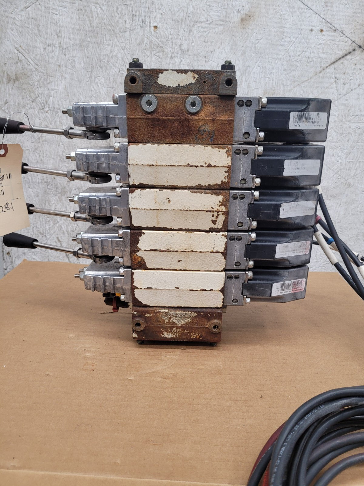 Danfoss PVG 32 5x Proportional Hydraulic Servo + Manual Valve 159S8891 [F]