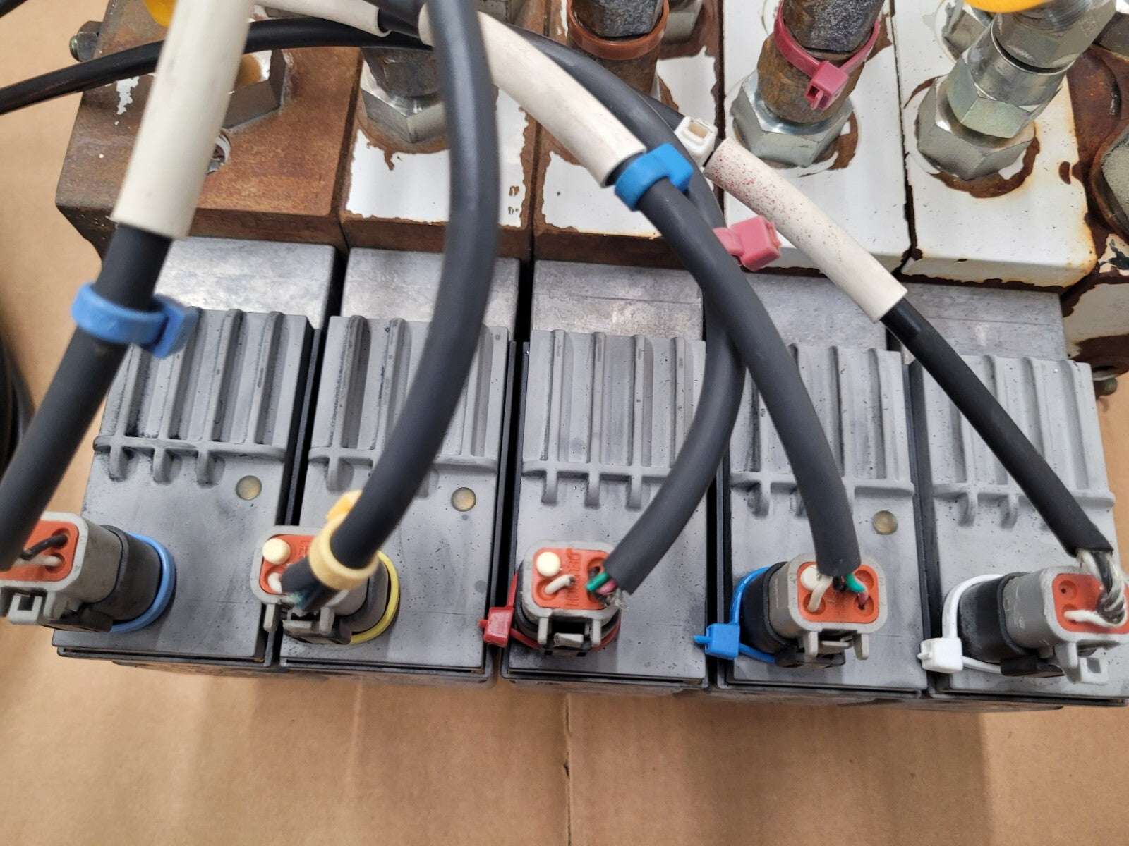 Danfoss PVG 32 5x Proportional Hydraulic Servo + Manual Valve 159S8891 [F]