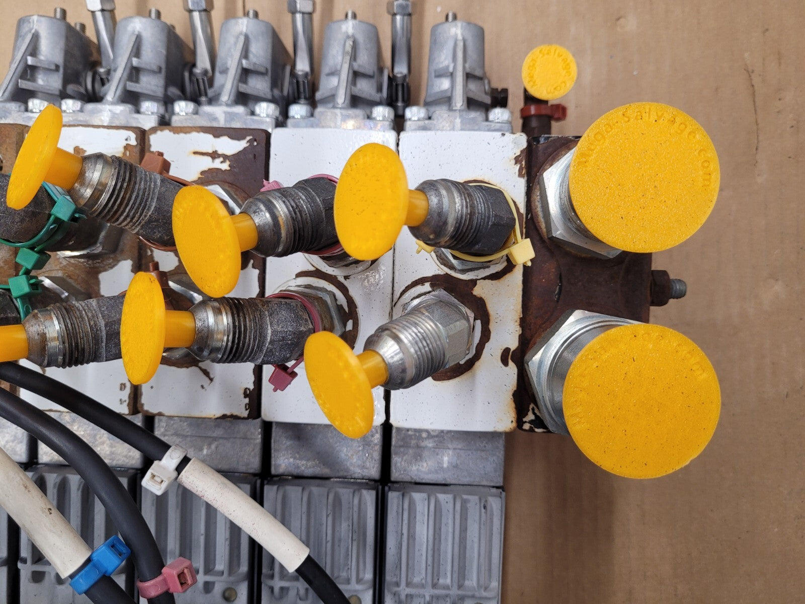 Danfoss PVG 32 5x Proportional Hydraulic Servo + Manual Valve 159S8891 [F]