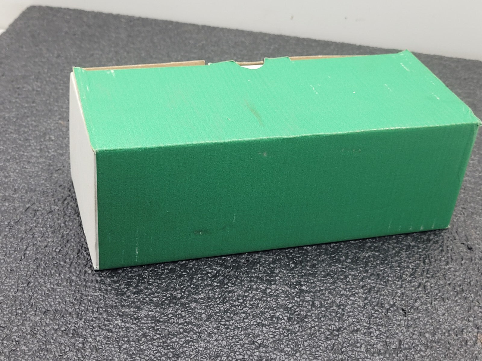 Box of 10x Schneider Electric Magnecraft 841CS5-UNI Sensing Relay DIN Rail Mount