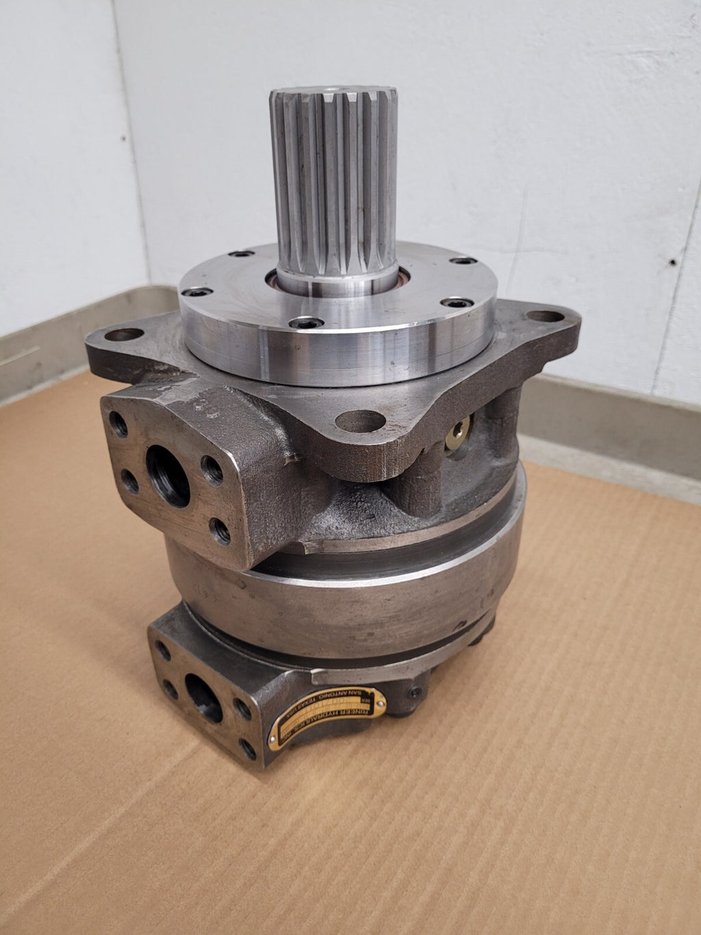 Rineer Rexroth Bosch M037-D2-012-31-T1-TVD-000 Hydraulic Vane Motor