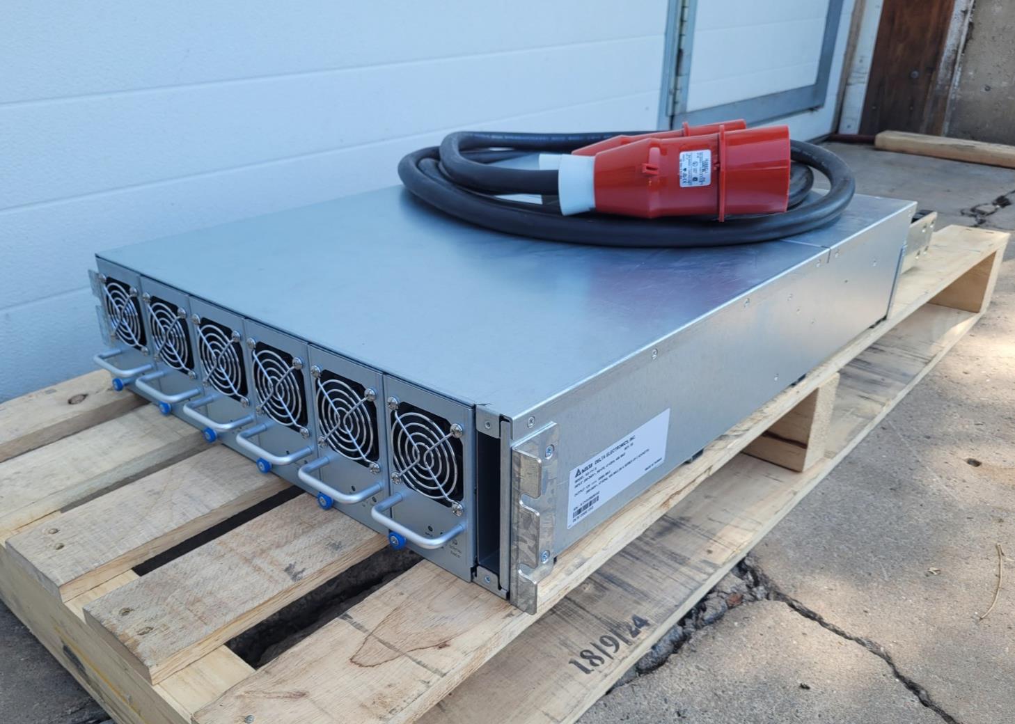 SG-11C A Delta Electronics Power Shelf 12VDC 1000A MAX Output 200-240V 3W+PE IN